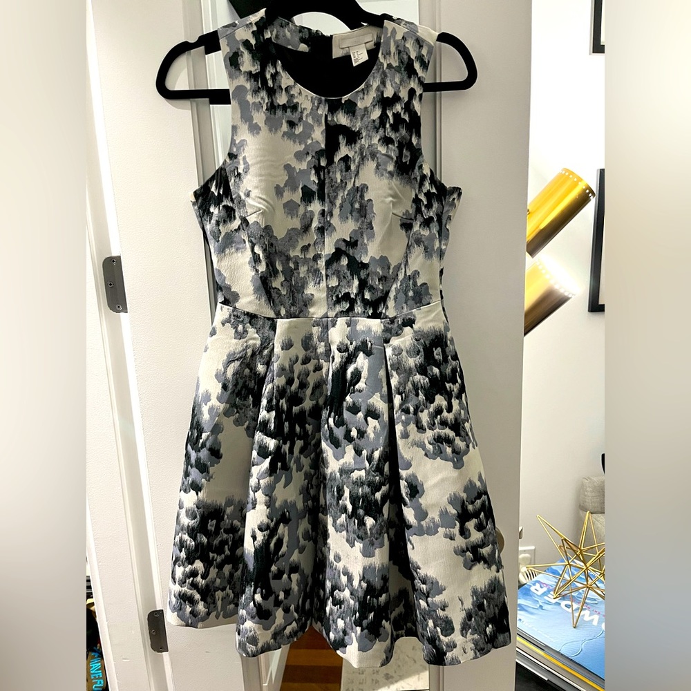 Pretty patterned a-line dress, grey/blue/black, size 6, H&M